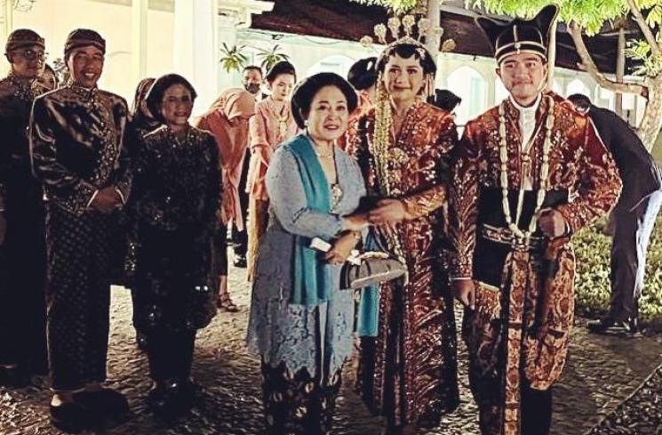 Ada Titiek Soeharto di Pernikahan Kaesang-Erina Gudono, Ini Pesan Salah Satu Anggota Keluarga Cendana Tersebut